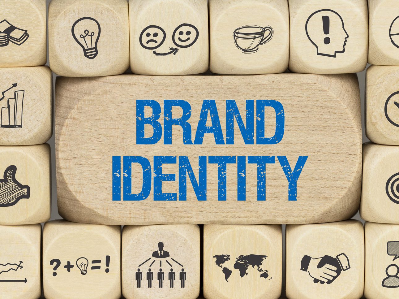 Brand Identity / Wrfel mit Symbole